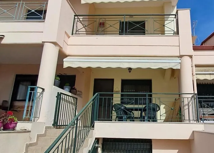 Nikiti' S Summer House * نيكيتي